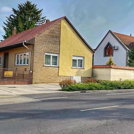 Roselio Garden Lägenhet Hévíz Exteriör bild