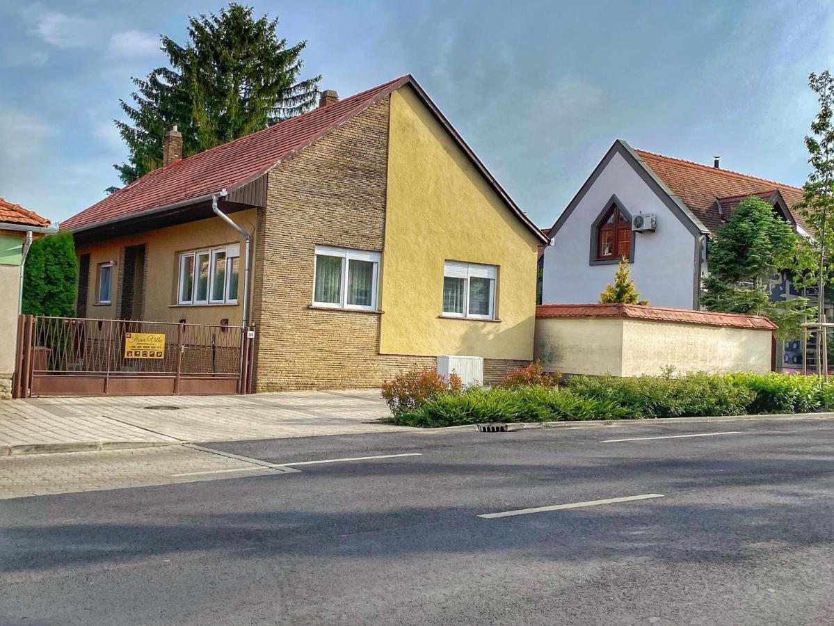 Roselio Garden Lägenhet Hévíz Exteriör bild