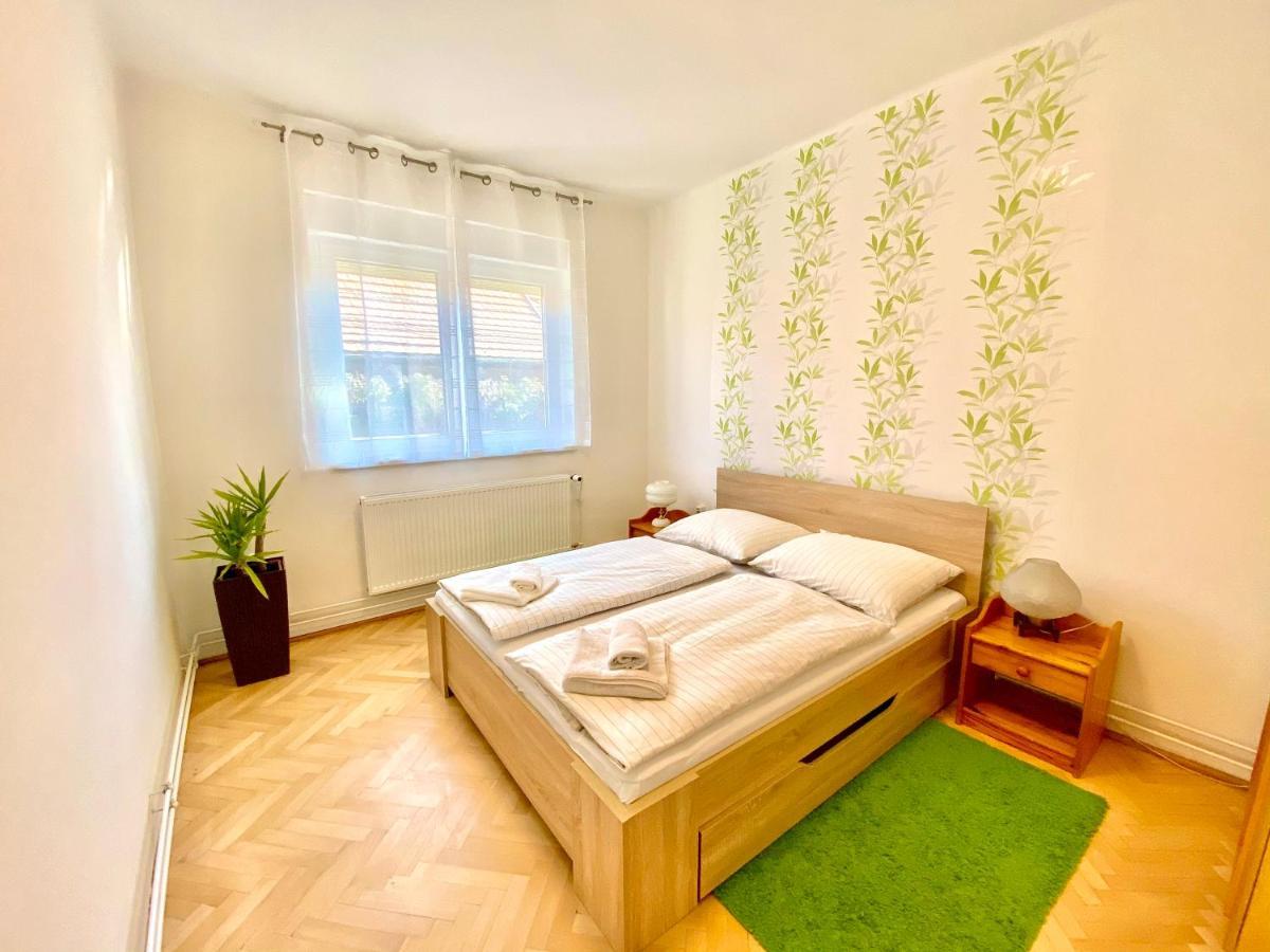 Roselio Garden Lägenhet Hévíz Exteriör bild